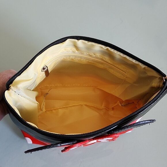 NWOT Minnie Mouse Wristlet/ Cosmetic Bag - Picture 4 of 7